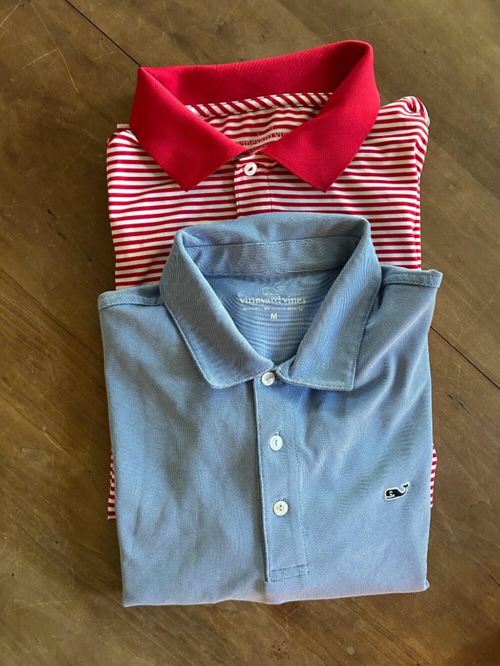 Vineyard Vines Short Sleeve Men's Medium Golf Shirts, light blue, red/wh stripe